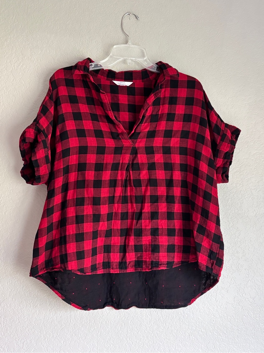 Time and Tru plaid black and red v-neck cotton blouse women’s L